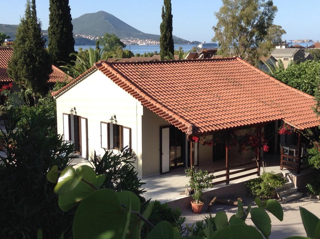 Bungalow Gialova Zewnętrze zdjęcie